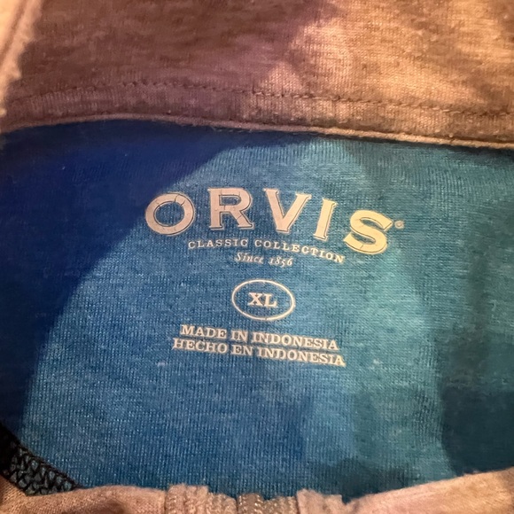 Orvis XL 1/4 Zip Light Grey Pullover - Picture 2 of 2